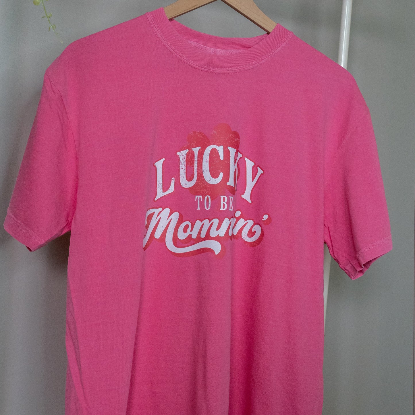 Lucky to be mommin’ T Shirt - Crunchberry