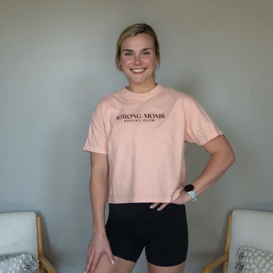 Strong Moms Social Club Crop - PEACH Kelly Yager